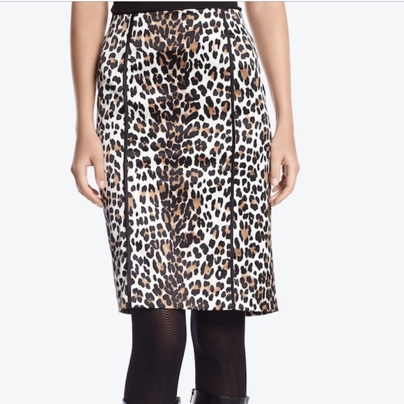 WHBM leopard pencil skirt. Sz.0 - Picture 1 of 4